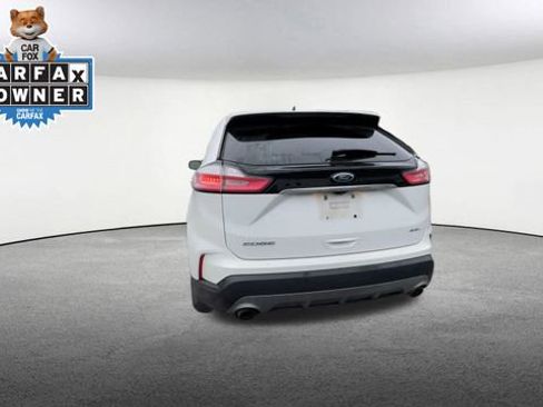 Certified 2020 Ford Edge SEL w/ Convenience Package FWD image 8