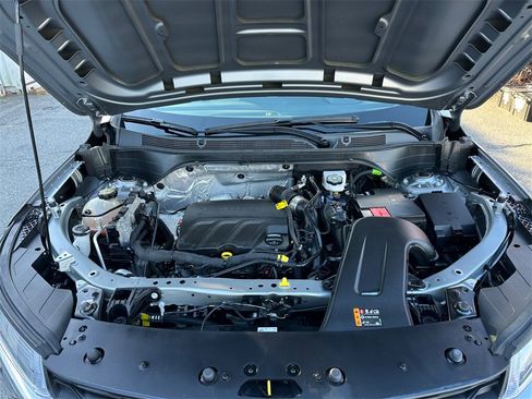 Used 2024 Chevrolet Trax LS w/ LS Convenience Package image 22