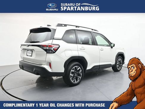Used 2025 Subaru Forester Premium w/ Convenience Package #1 AWD/4WD image 8