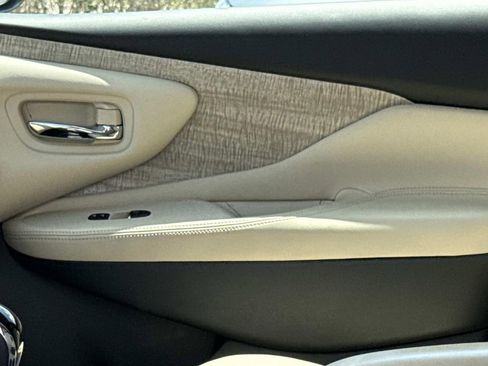 Used 2023 Nissan Murano SL FWD image 23