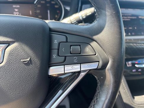 Used 2023 Cadillac XT6 Premium Luxury FWD image 17
