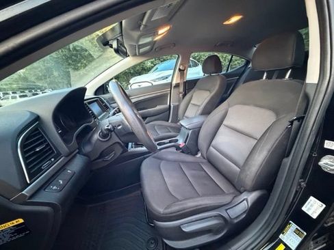 Used 2018 Hyundai Elantra SEL FWD image 7