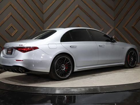 Used 2025 Mercedes-Benz S 63 AMG S image 2