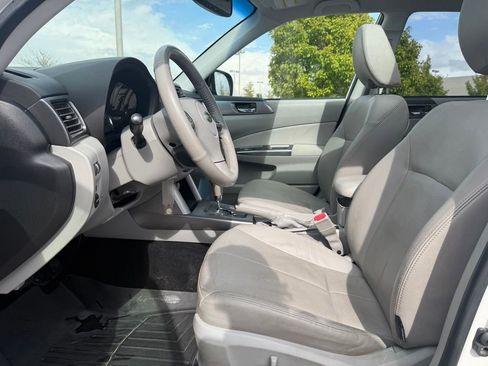 Used 2011 Subaru Forester 2.5X Limited w/ Popular Equipment Group 7B AWD/4WD image 11