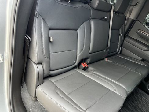 Used 2025 GMC Sierra 1500 SLT w/ SLT Premium Plus Package AWD/4WD image 28