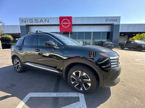 Certified 2026 Nissan Kicks SV w/ SV Premium Package AWD/4WD image 1