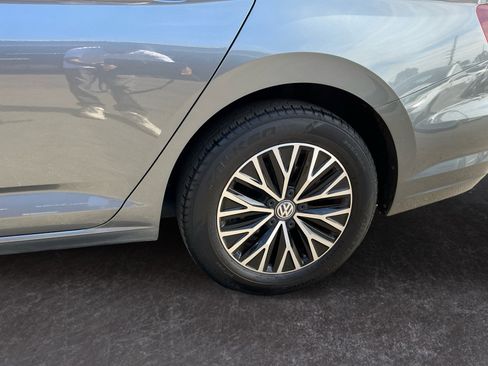 Used 2021 Volkswagen Jetta S w/ Driver Assistance Package image 9