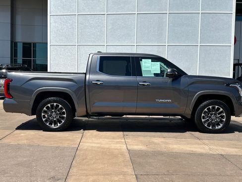 Used 2023 Toyota Tundra Limited AWD/4WD image 3