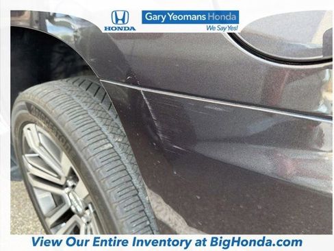 Used 2018 GMC Yukon Denali w/ Denali Ultimate Package image 8