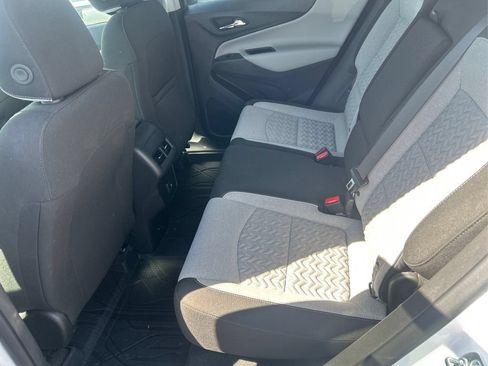 Used 2024 Chevrolet Equinox LS w/ LS Convenience Package AWD/4WD image 20