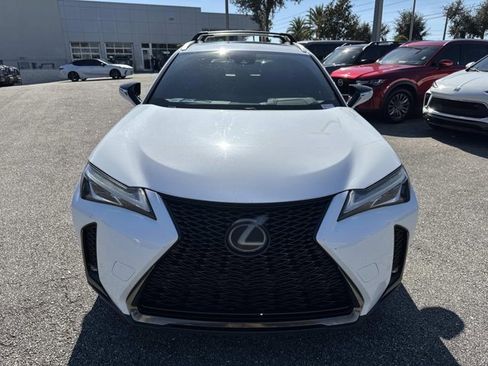 Used 2019 Lexus UX 200 F Sport image 6