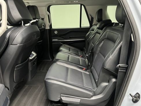 Used 2025 Lincoln Navigator L Reserve image 50