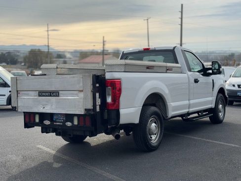 Used 2019 Ford F250 XL w/ Power Equipment Group image 4
