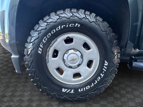 Used 2017 Chevrolet Colorado W/T image 23