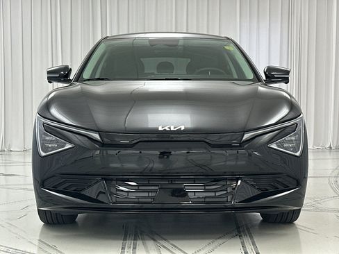 New 2025 Kia EV6 Wind image 3