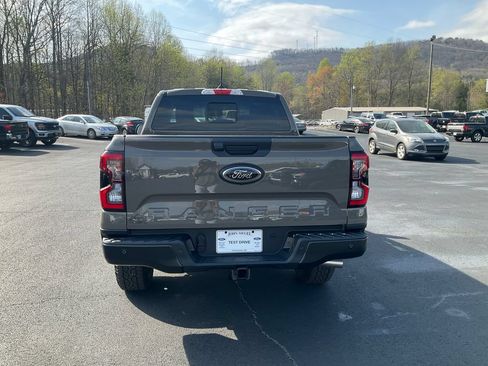 New 2026 Ford Ranger Lariat w/ FX4 Off-Road Package AWD/4WD image 6
