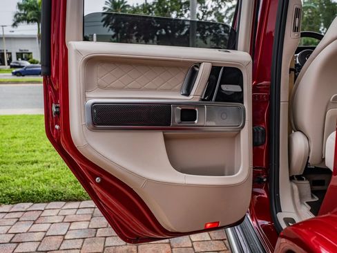 Used 2022 Mercedes-Benz G 63 AMG 4MATIC image 35