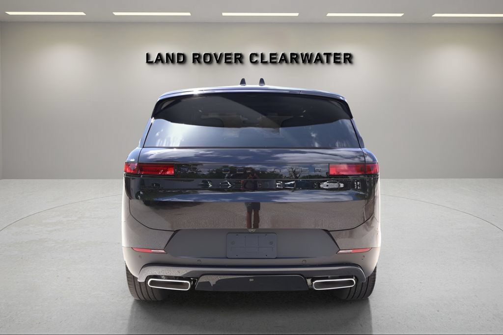 New 2026 Land Rover Range Rover Sport SE AWD/4WD image 4