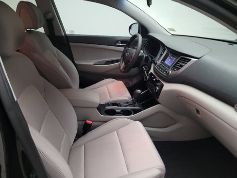 Used 2017 Hyundai Tucson SE w/ SE Popular Package 02 FWD image 21