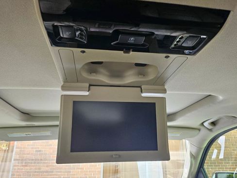 Used 2019 Chevrolet Tahoe Premier AWD/4WD image 72