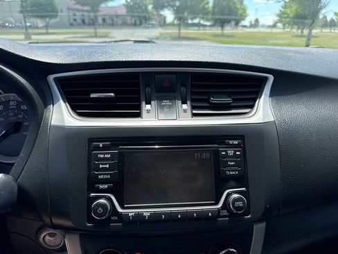 Used 2015 Nissan Sentra SV w/ Cold Weather Package FWD image 20