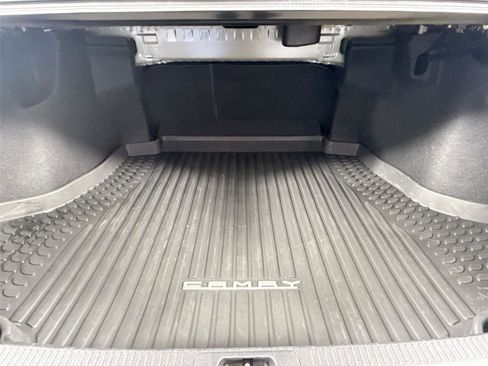Certified 2021 Toyota Camry SE image 48