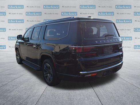 Used 2024 Jeep Wagoneer L Series II w/ Flexible Seating Group AWD/4WD image 6
