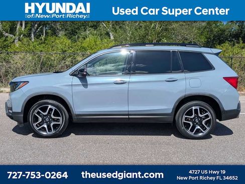 Used 2022 Honda Passport Elite image 2
