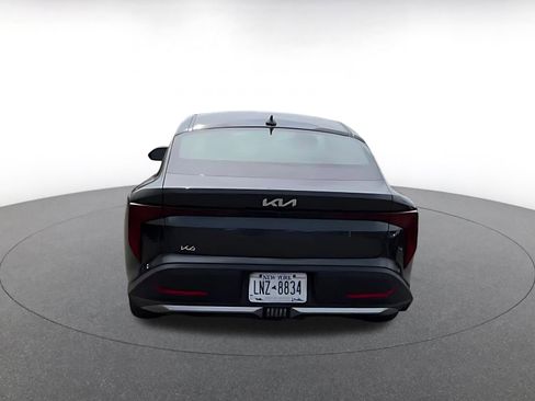 Used 2025 Kia K4 LXS image 12