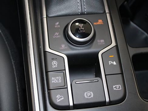 Used 2024 Kia Sorento S image 46