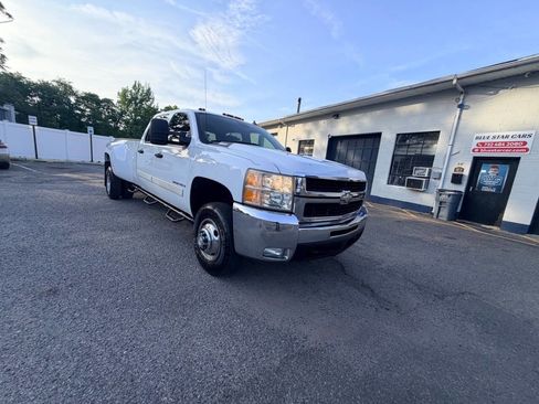 Used 2007 Chevrolet Silverado 3500 LT AWD/4WD image 22