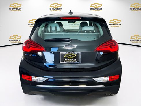 Used 2020 Chevrolet Bolt LT FWD image 6