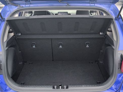 Used 2025 Hyundai Venue SEL FWD image 28