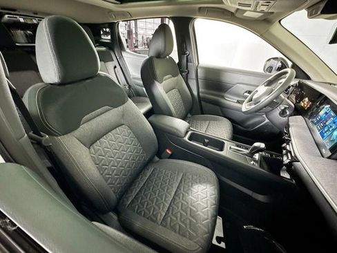 New 2026 Nissan Kicks SV w/ SV Premium Package AWD/4WD image 24