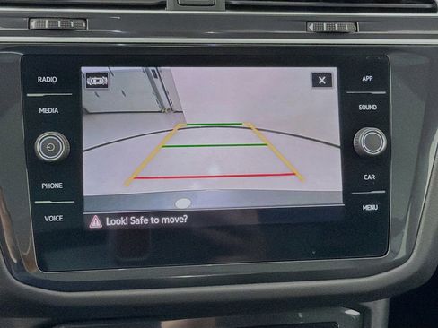 Used 2024 Volkswagen Tiguan SE R-Line AWD/4WD image 13