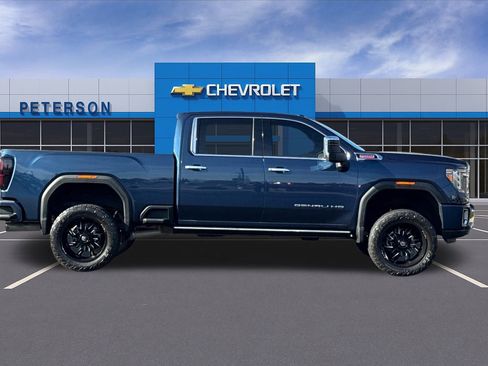 Used 2021 GMC Sierra 3500 Denali w/ Denali Ultimate Package image 3