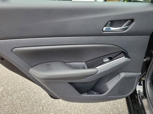 Used 2023 Nissan Altima 2.5 SL AWD/4WD image 13