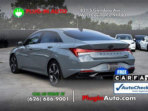 Used 2022 Hyundai Elantra Limited image 2
