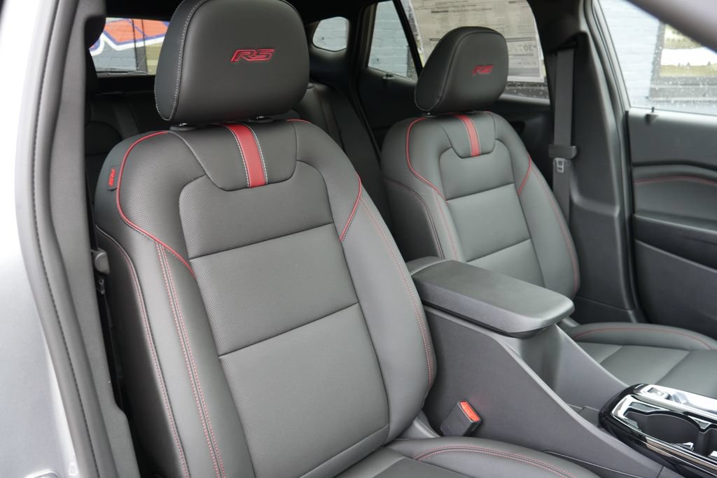 New 2026 Chevrolet Trax RS w/ Sunroof Package FWD image 11