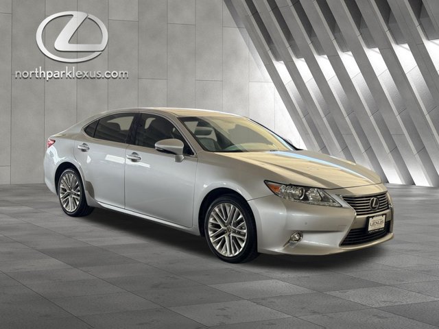 Used 2014 Lexus ES 350 w/ Luxury Package FWD image 5