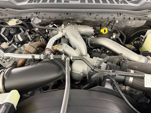 Used 2024 Ford F250 Lariat AWD/4WD image 33