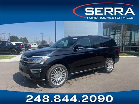 Used 2023 Ford Expedition Limited AWD/4WD image 1