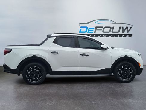 Used 2023 Hyundai Santa Cruz SEL w/ Activity Package image 2