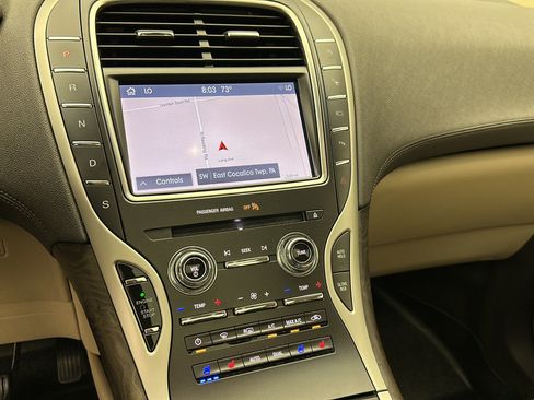Used 2020 Lincoln Nautilus Reserve w/ Equipment Group 201A AWD/4WD image 20
