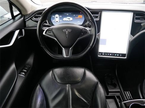 Used 2014 Tesla Model S 85 image 9