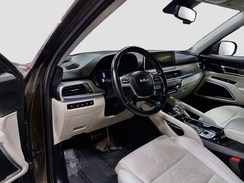 Used 2022 Kia Telluride SX w/ SX Prestige Package AWD/4WD image 9