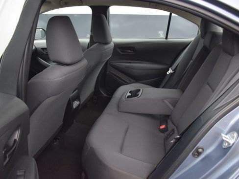 Used 2023 Toyota Corolla LE image 12