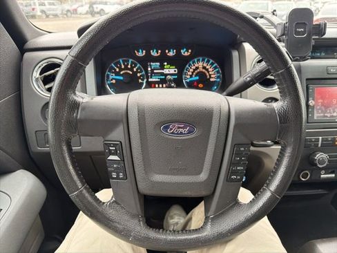 Used 2011 Ford F150 XLT w/ XLT Chrome Pkg image 32