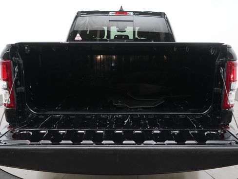 Used 2021 RAM 1500 Big Horn AWD/4WD image 17