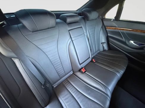 Used 2016 Mercedes-Benz S 550 4MATIC Sedan image 18